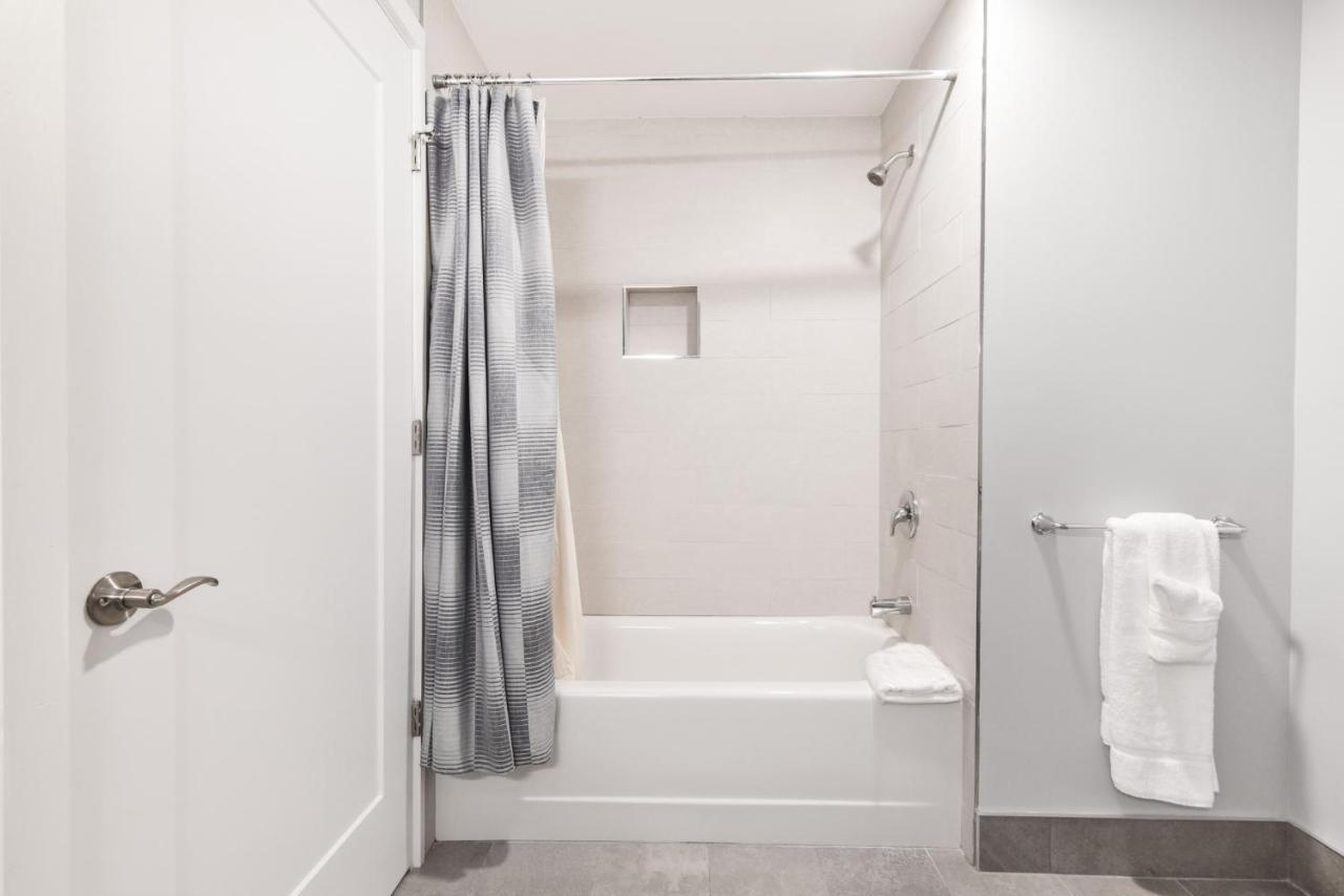 Harmony Medical Suites Longwood Brookline Exteriör bild